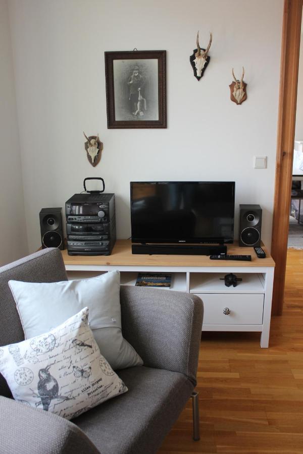 Traumhafte Etagenwohnung In Guenderzeitvilla Dresde Extérieur photo
