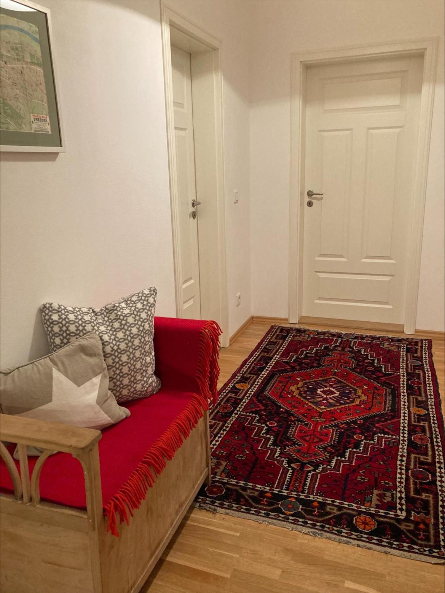 Traumhafte Etagenwohnung In Guenderzeitvilla Dresde Extérieur photo